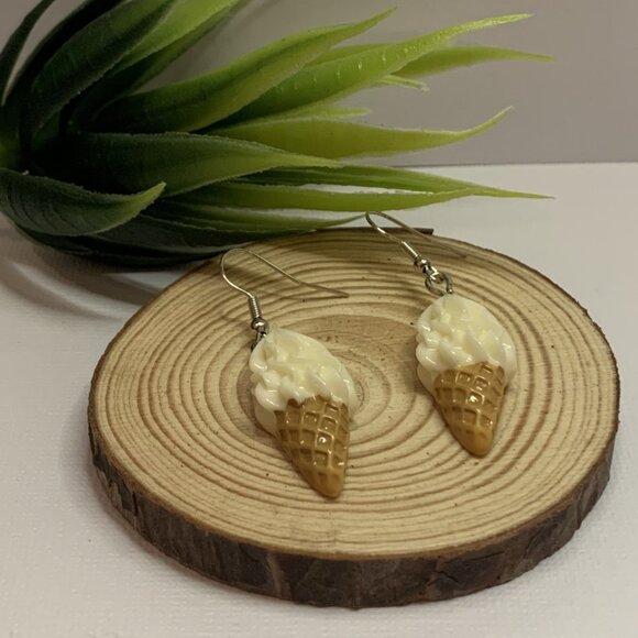 Ice Cream Cone Earring, Funny Food Earring, Gift Idea, Vanilla Ice Cream Cone - Picture 3 of 5